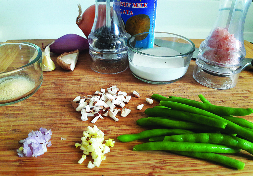 Edible's Magazine Recipe Beurre Blanc Green Beans Ingredients